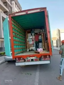 سيارات مغلقة لنقل العفش