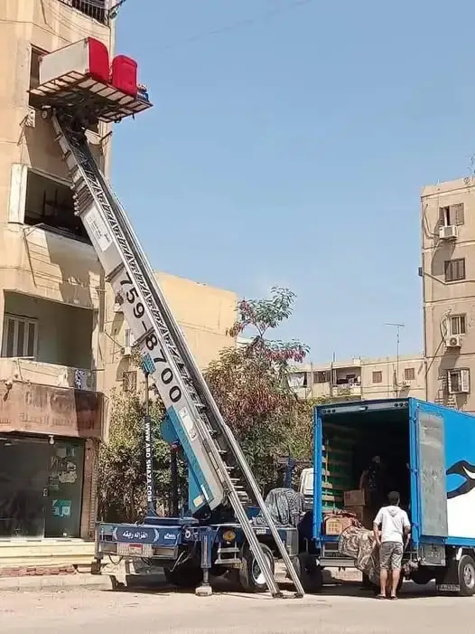 ونش رفع الاثاث في كورنيش النيل